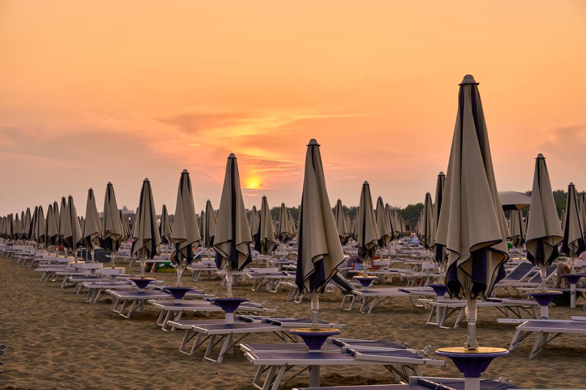 Nice Two-Bedroom Apartment 150M From The Beach Bibione Exteriör bild